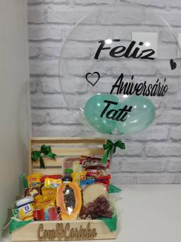 CESTA DE ANIVERS�RIO SEU NIVER NO VERDE COM BAL�O PERSONALIZADO O NOME