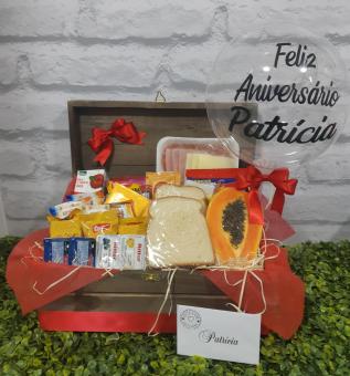 CESTA DE ANIVERS�RIO HAPPY DAY VERMELHO