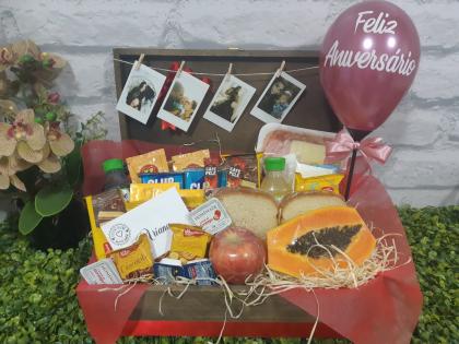 CESTAS DE CAF� DA MANH� SURPRESA COM FOTOS