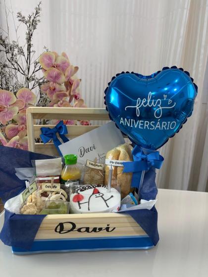 CESTA ACREDITE NOS SEUS SONHOS AZUL COM BAL�O