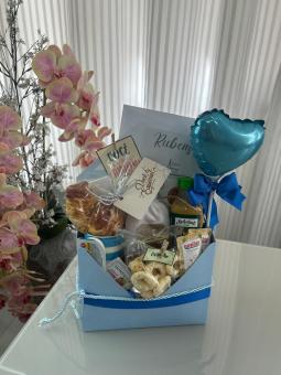 CESTA DE CAF� DA MANH� VOC� � ESPECIAL AZUL