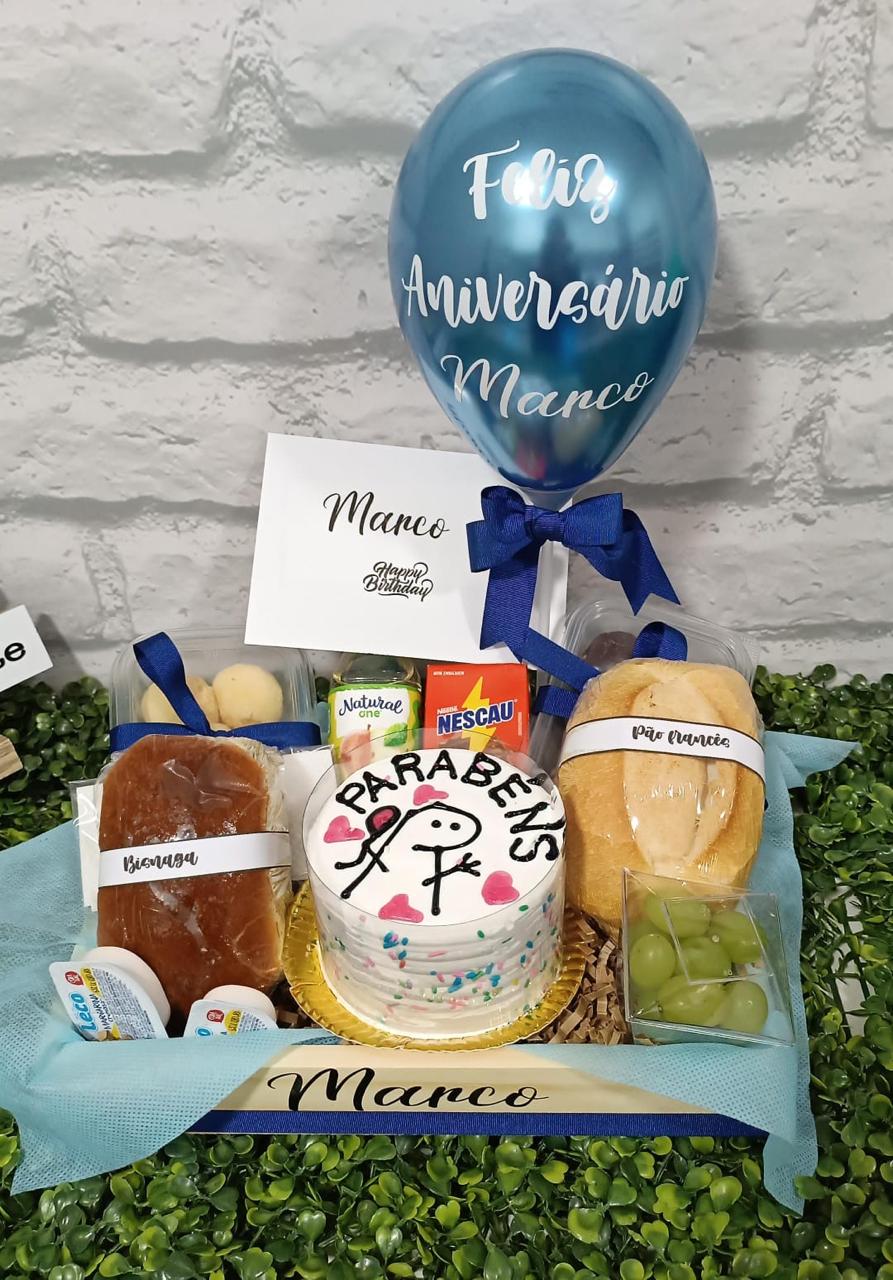 CESTA DE CAF� DA MANH� CESTO DE P�O COM BOLO