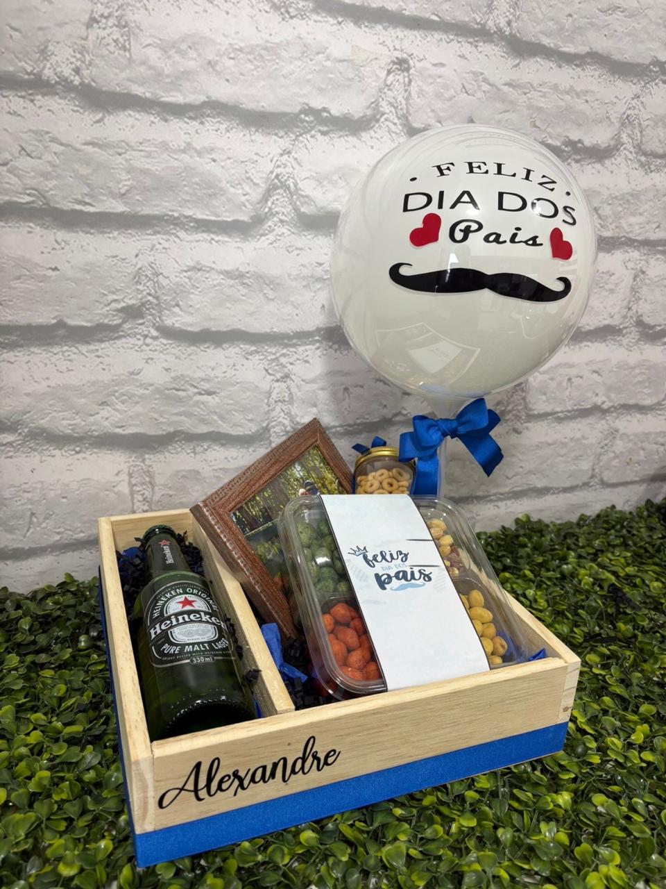 CESTA COMEMORAR O DIA DOS PAIS