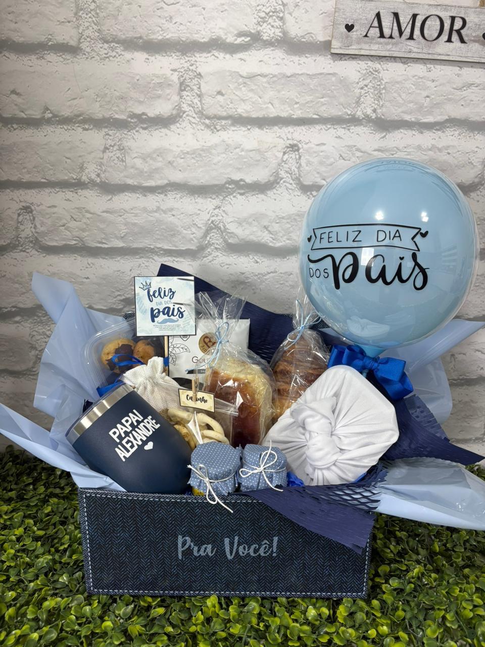 CESTA DE DIA DOS PAIS MOMENTO DO HEROI