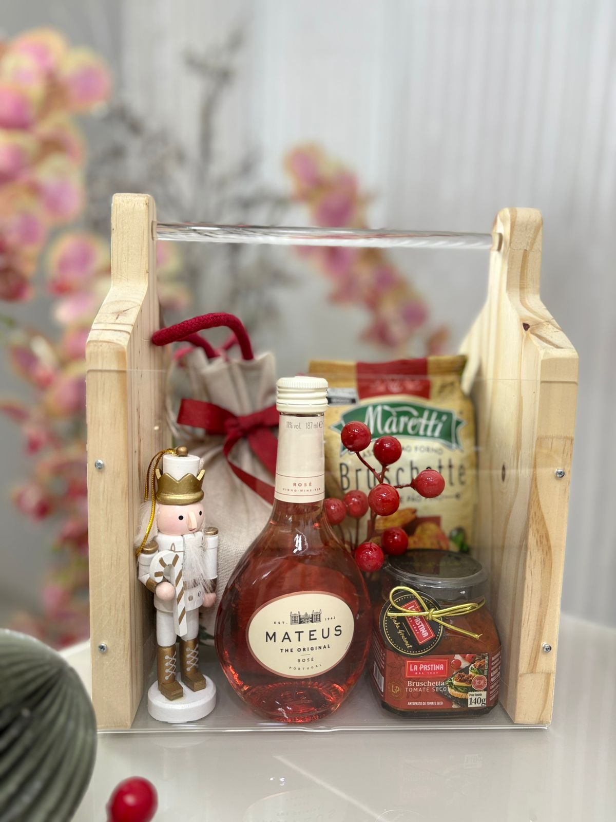 CESTA DE NATAL SURREAL