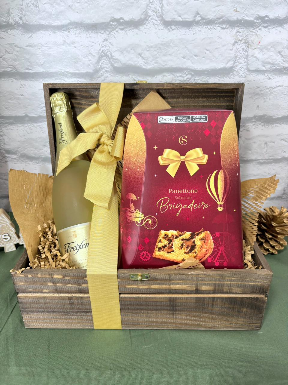CESTA DE NATAL OBRIGADO PELA PARCERIA